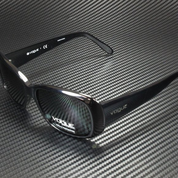 Vogue Women\'s Black and Grey Sunglasses!
